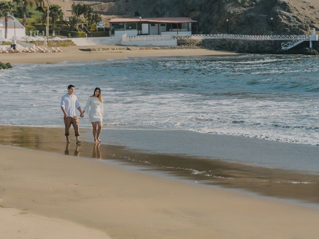 El matrimonio de Renzo y Carolina en Punta Hermosa, Lima 42