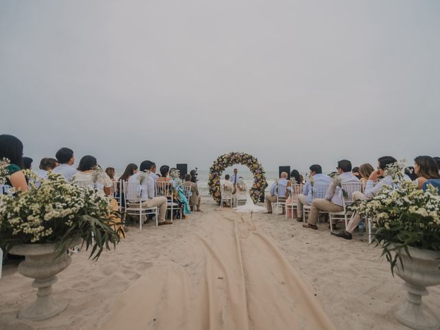 El matrimonio de Renzo y Carolina en Punta Hermosa, Lima 49