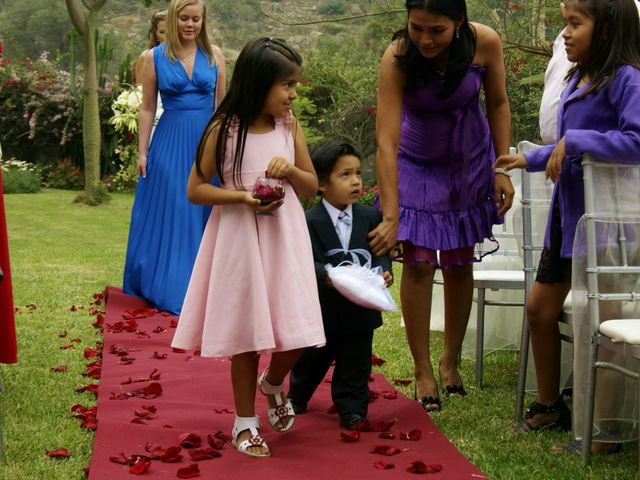 El matrimonio de Daniel y Kary en Santa Eulalia, Lima 30