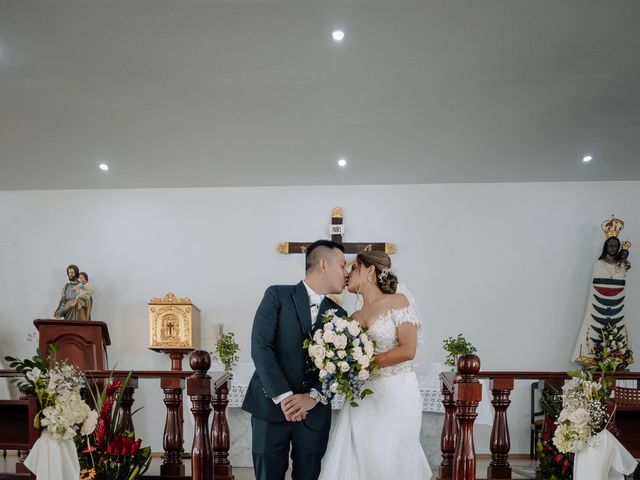 El matrimonio de Sol y Ricky en Santiago de Surco, Lima 15