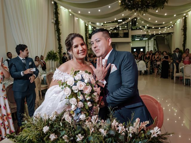 El matrimonio de Sol y Ricky en Santiago de Surco, Lima 18