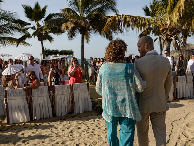 El matrimonio de Giancarlo y Andrea en Canoas de Punta Sal, Tumbes 29
