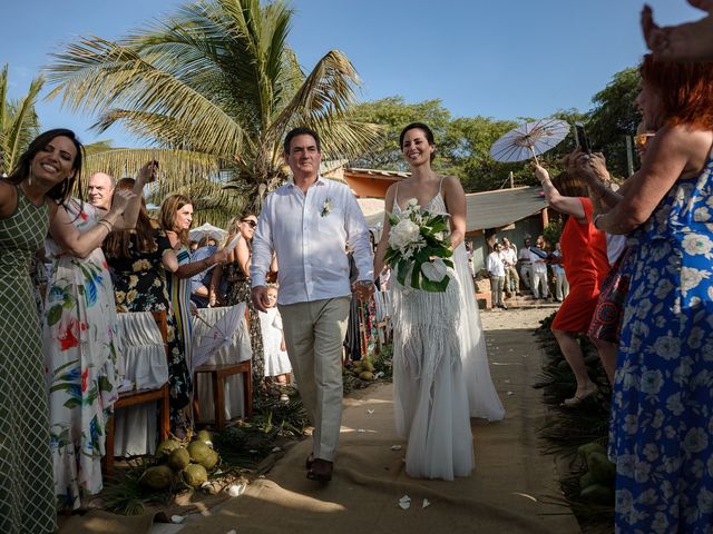 El matrimonio de Giancarlo y Andrea en Canoas de Punta Sal, Tumbes 33