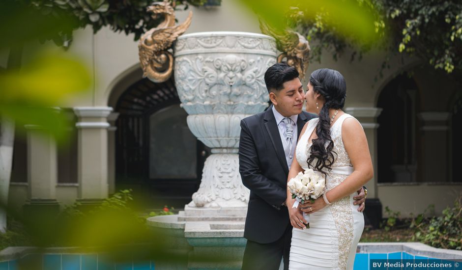 El matrimonio de Danitza y Erick en San Martín de Porres, Lima