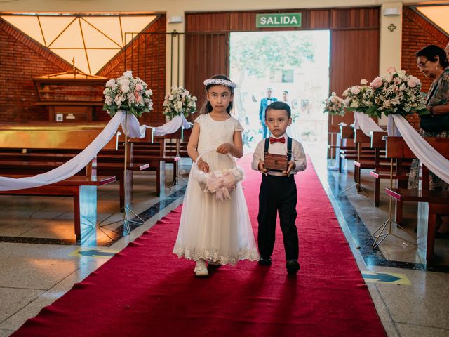 El matrimonio de Martin y Zintia en Santiago de Surco, Lima 18