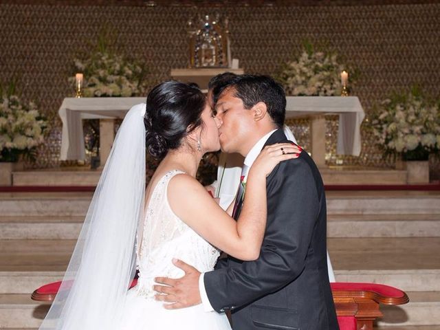 El matrimonio de Yhonatan y Nadia en Miraflores, Lima 13
