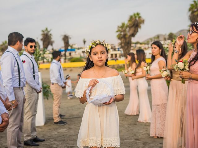 El matrimonio de Cristhian y Xiomara en Ancón, Lima 25