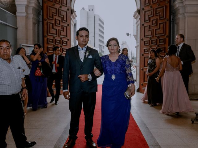 El matrimonio de Yanina  y Luis Fernando en Lima, Lima 5