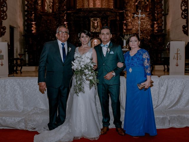 El matrimonio de Yanina  y Luis Fernando en Lima, Lima 76