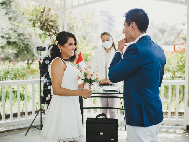 El matrimonio de Alex y Luzma en San Borja, Lima 11