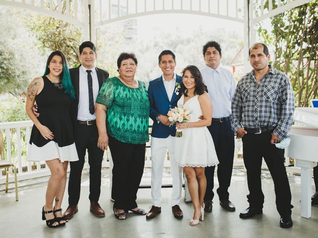 El matrimonio de Alex y Luzma en San Borja, Lima 31