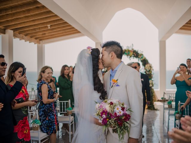 El matrimonio de Lautaro y Denisse en Asia, Lima 30
