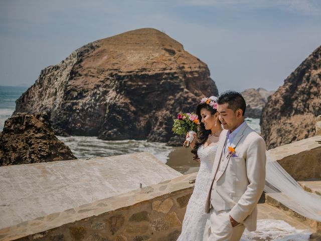 El matrimonio de Lautaro y Denisse en Asia, Lima 33