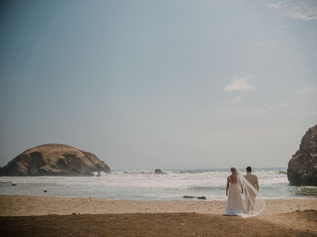 El matrimonio de Lautaro y Denisse en Asia, Lima 54