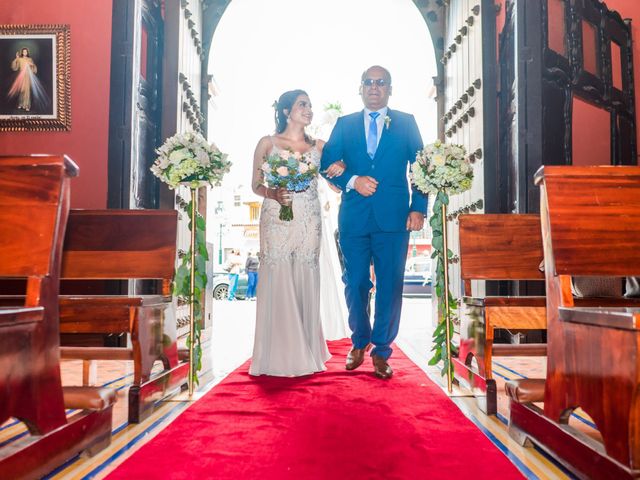 El matrimonio de Milthon y Alessandra en Los Olivos, Lima 12