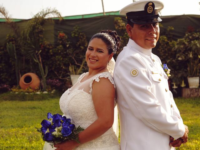 El matrimonio de Carlos y Maria Del Carmen en Chorrillos, Lima 14