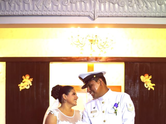 El matrimonio de Carlos y Maria Del Carmen en Chorrillos, Lima 21