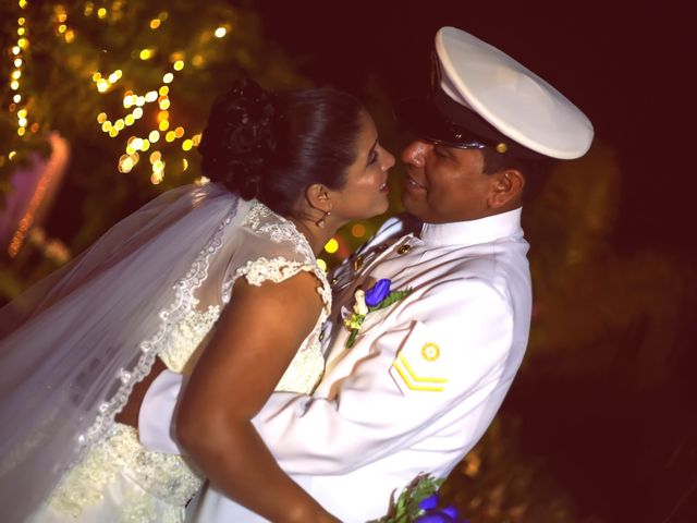 El matrimonio de Carlos y Maria Del Carmen en Chorrillos, Lima 29