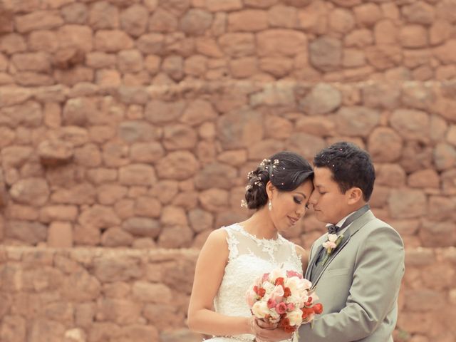 El matrimonio de Danilo y Milagros en Andahuaylillas, Cusco 23