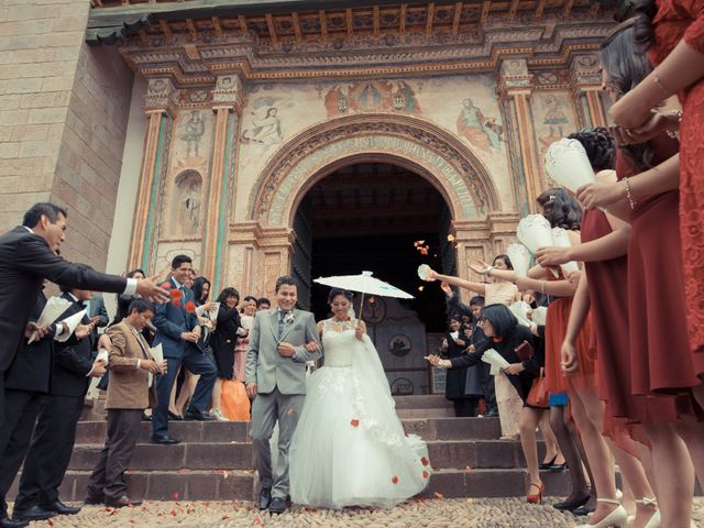 El matrimonio de Danilo y Milagros en Andahuaylillas, Cusco 26
