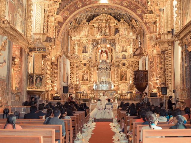 El matrimonio de Danilo y Milagros en Andahuaylillas, Cusco 30