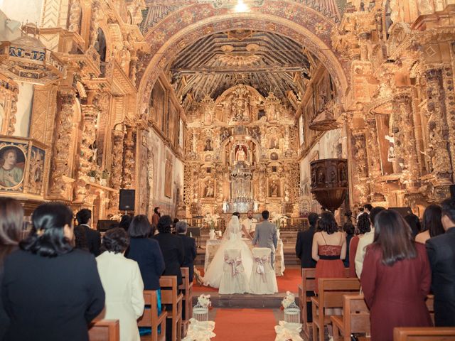 El matrimonio de Danilo y Milagros en Andahuaylillas, Cusco 32