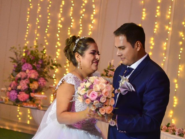 El matrimonio de Renzo y Nahija en Chorrillos, Lima 21