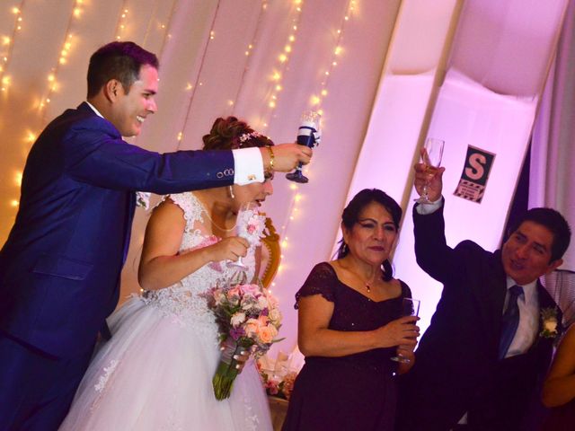 El matrimonio de Renzo y Nahija en Chorrillos, Lima 15