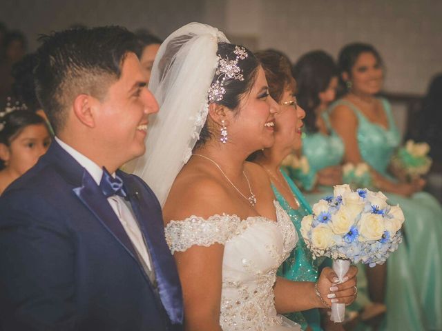 El matrimonio de Cristian y Leslie en San Martín de Porres, Lima 6
