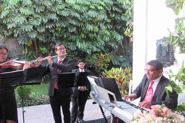 Coro Francia Producciones 5
