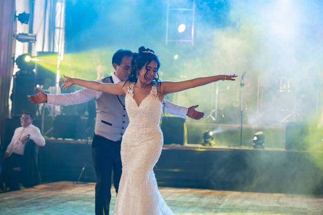 Fiancee Novias 1