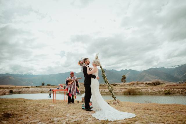 Tie the Knot 1