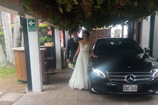 El Coche de La Novia 2