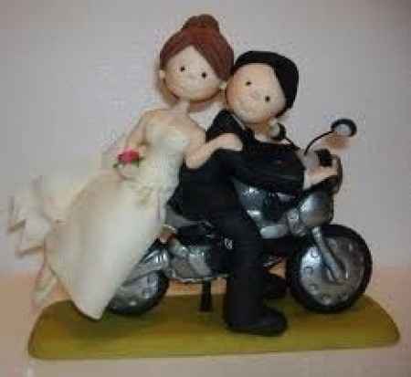 muñecos de boda en motocicleta