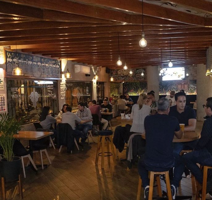 5 bares con encanto en Miraflores para ir en pareja 5
