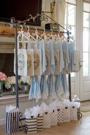 5 ideas para la batas de Novia y las Madrinas 💓 ¿Las usarás en tu boda? 3