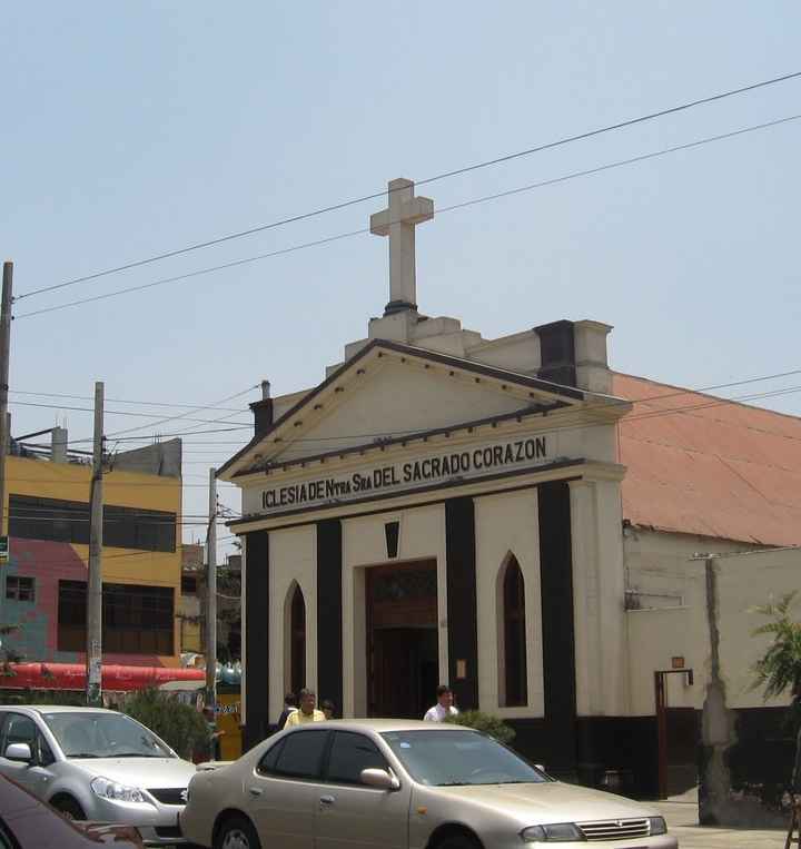  Iglesia de la Virgen del Rosario lima
