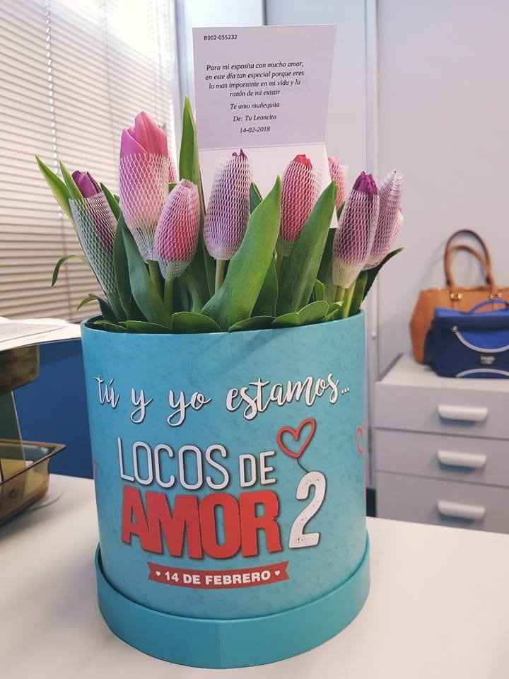 Box de Tulipanes TOTALMENTE LOCOS DE AMOR