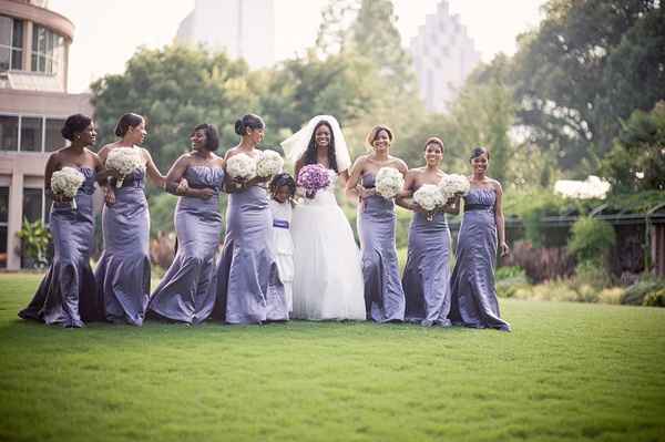 Vestidos lila discount bebe para damas