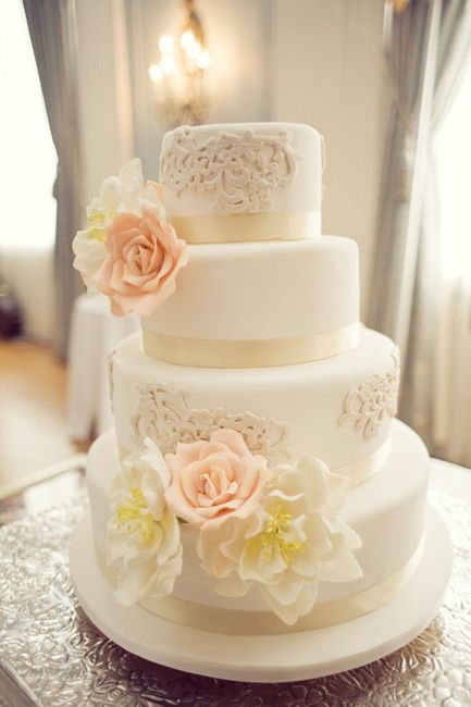 torta de matrimonio redonda