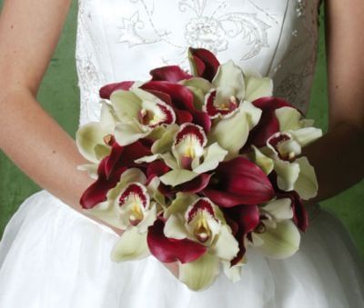 bouquet de novia color vino, ramo de novia color vino