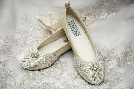 5. Zapatos bajittos para novias