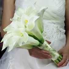 bouquet de novia en blanco