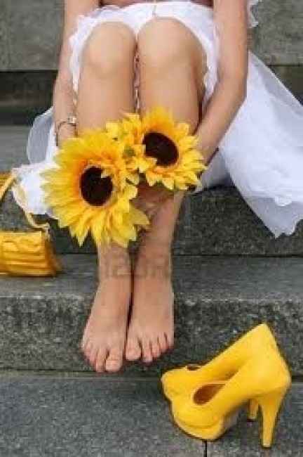 bouquet y zapato de novia