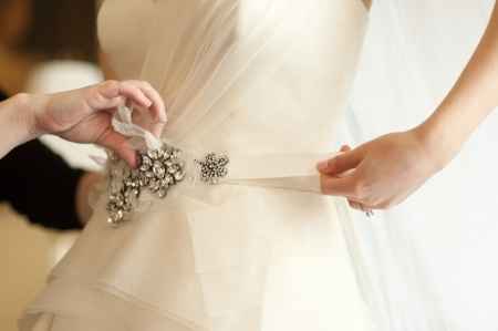cintas en el vestido de novia