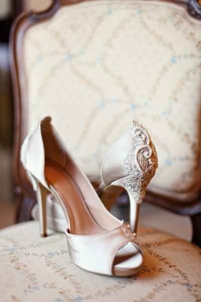 Zapatos lindos novia