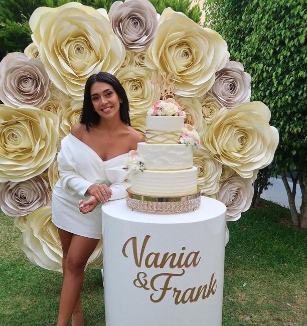 ¡La fiesta de compromiso de Vania Bludau con Frank Dello Russo! 💍🍰 3