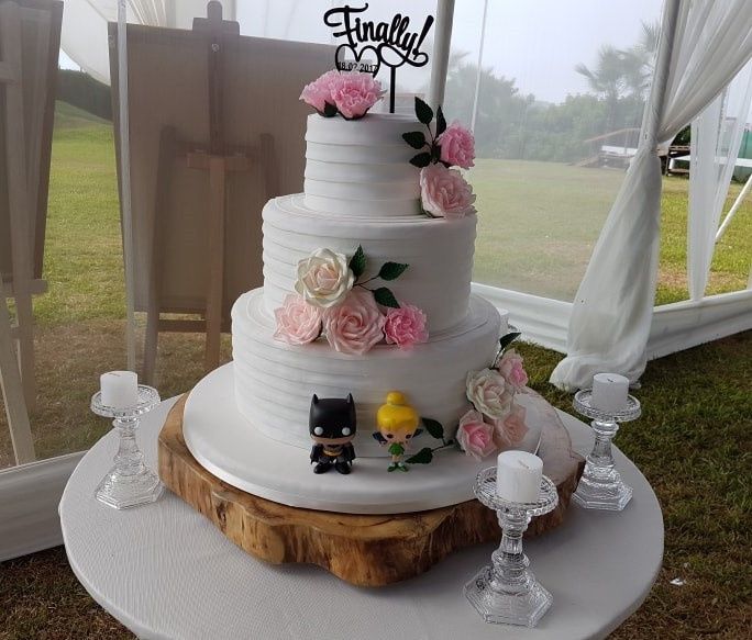 Esta torta de matrimonio ¿LIKE 👍 o LOVE 💗? 1