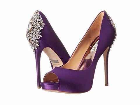 Los zapatos de novia ¿Cuál es tu color favorito? 💜👰