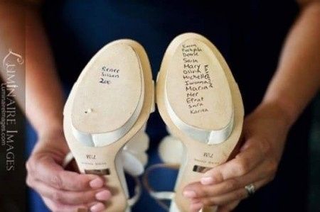 Mensajes en los zapatos